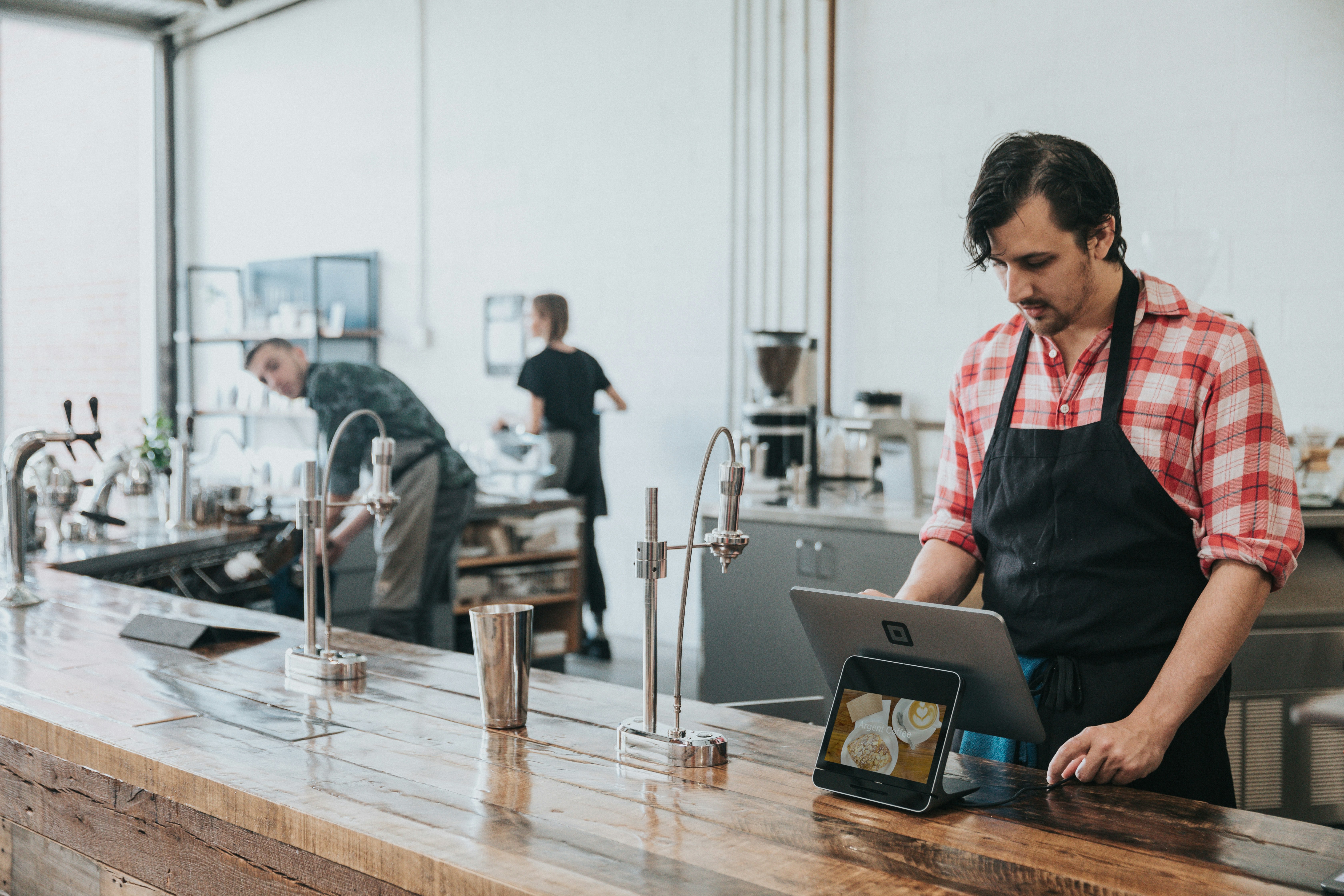 Online-Tischreservierung und Reservierungsübersicht im Restaurant-System